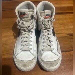 Nike blazers girls size 4